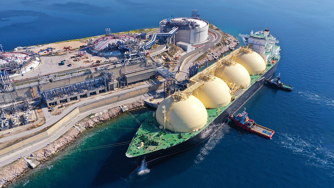 LNG Insights: Supply, Demand, & Investments | Industrial Info Resources