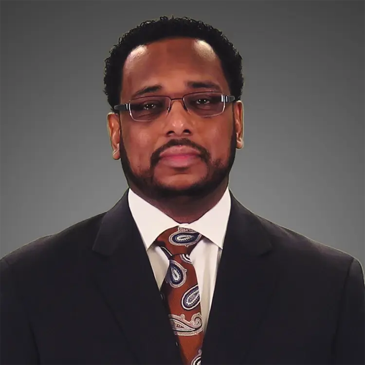 Jesus Davis Headshot