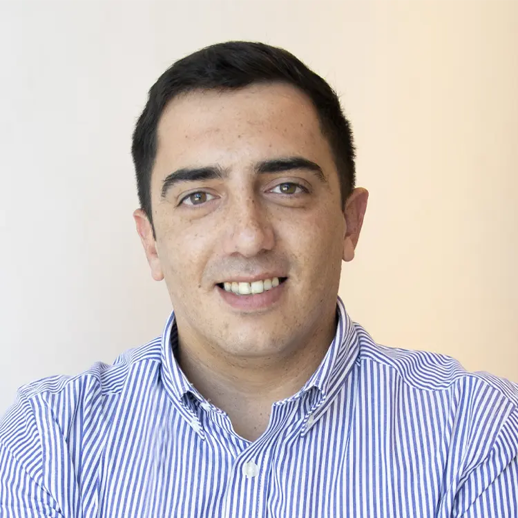Leandro Londero Headshot
